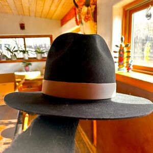 Gigi Pip Billie Tall Fedora